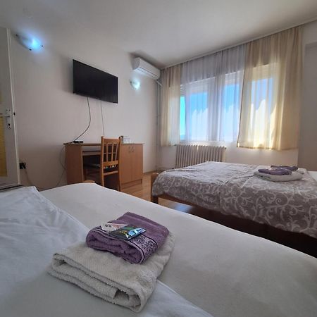 Hotel Konaciste Trstenik Eksteriør billede