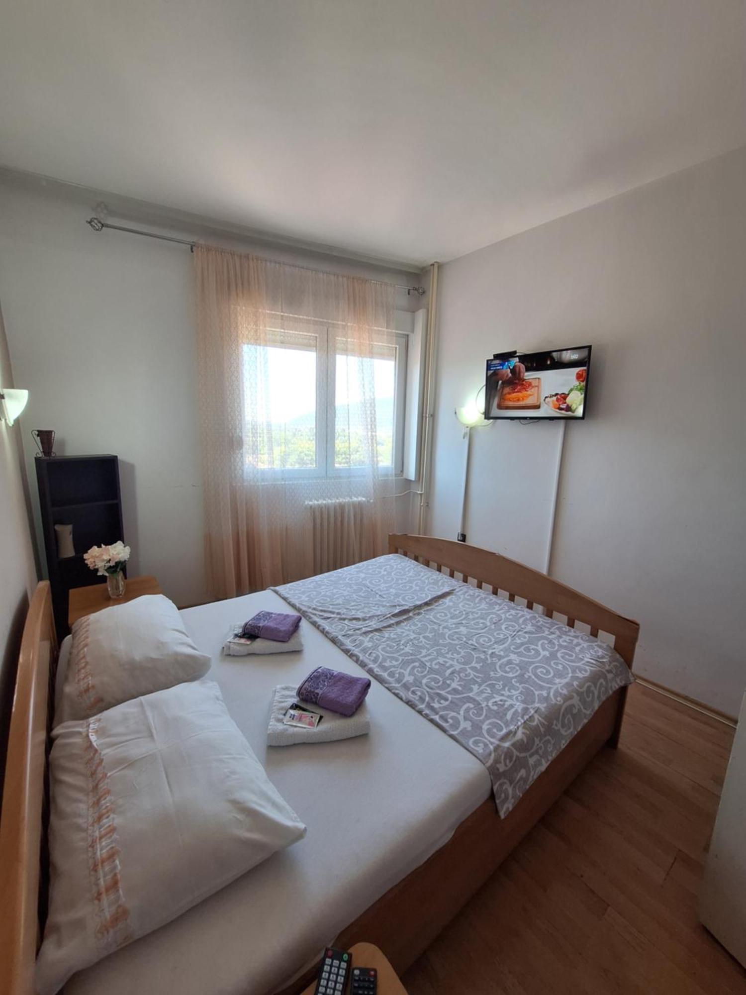 Hotel Konaciste Trstenik Eksteriør billede